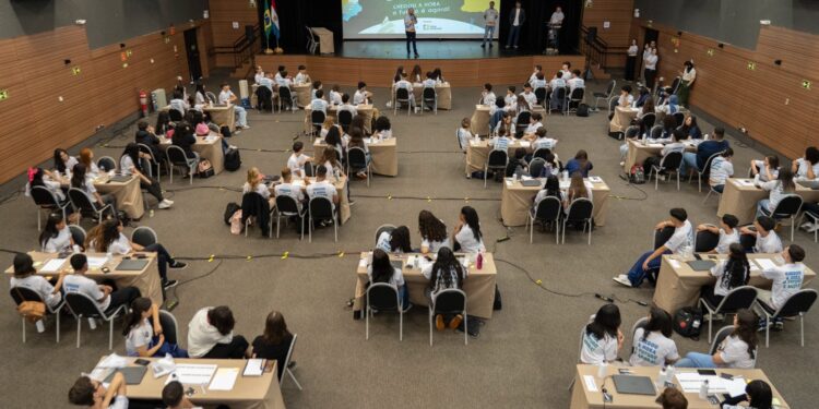 Estudantes de Foz participam de Hackathon no Itaipu Parquetec e criam soluções em saúde e sustentabilidade