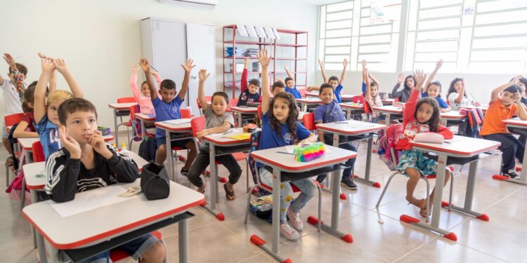 Em Foz, novas matrículas para o 1º ano da Rede Municipal serão feitas de forma on-line