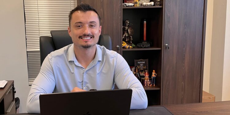 Wonder Park Foz anuncia nova gestão e celebra trajetória de Jin Bruno Petrycoski, futuro secretário de Turismo de Foz do Iguaçu
