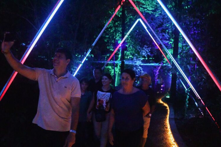 Lumina Park encanta e recebe 97% de aprovação dos visitantes durante a pré-estreia