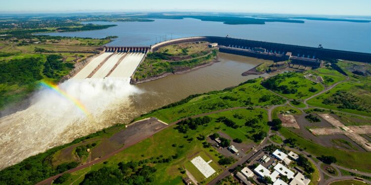 Maior produção acumulada de energia coloca novamente Itaipu no Livro Guinness dos Recordes