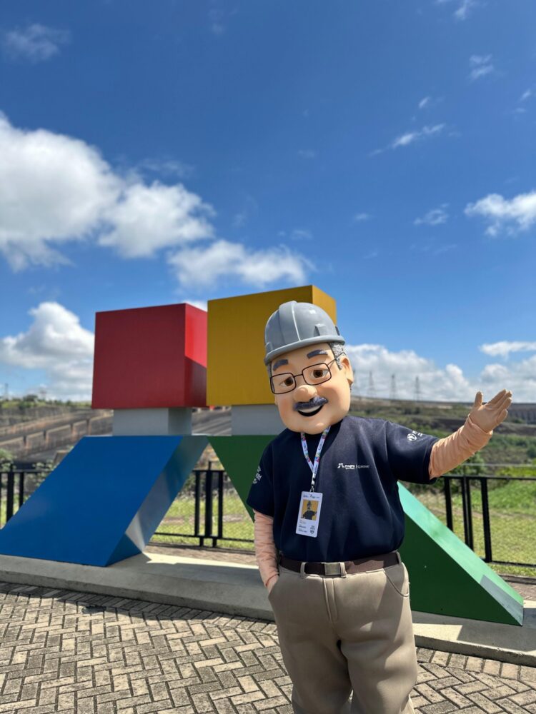 Turismo: feriado da Padroeira do Brasil e das crianças movimentou Foz do Iguaçu no fim de semana