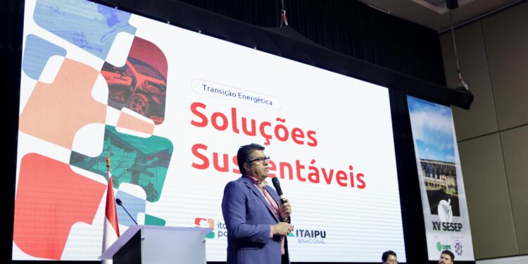 Itaipu Parquetec apresenta soluções para a transição energética no Seminário do Setor Elétrico Paraguaio 