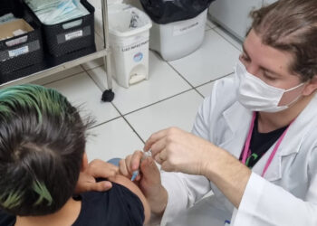 Casos de sarampo na Argentina deixam saúde do Paraná em alerta