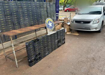 Carga com 280 celulares avaliada em meio milhão de reais é apreendida pela Receita Federal