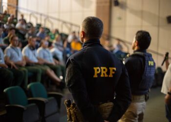 PRF e Urbia Cataratas realizam treinamento de direção defensiva no Parque Nacional do Iguaçu