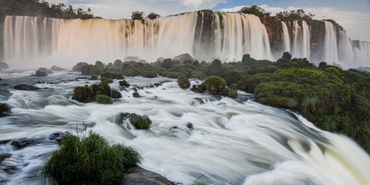 Parque Nacional do Iguaçu amplia horário no feriado de Finados