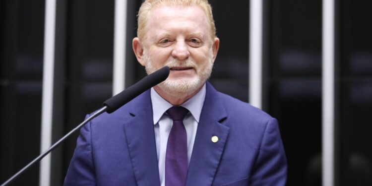 Deputado Vermelho libera R$ 3,5 milhões para creche em Missal