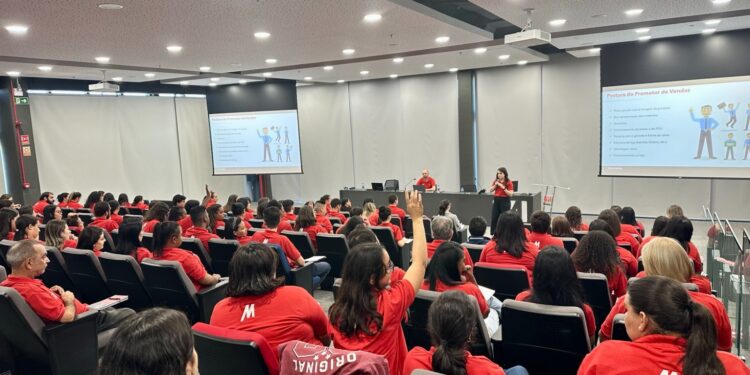 Oportunidade: Grupo Muffato abre 100 vagas de emprego em Foz