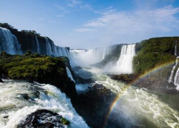 Feriado dessa quarta-feira (20) será com horário ampliado para visitar as Cataratas
