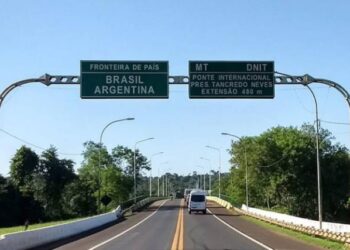 COMTUR questiona fim do acordo de transporte turístico entre Foz e Puerto Iguazú