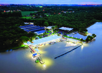 Expedição de 200 jets vai descer o Rio Paraná com destino à Internacional Boat Show em Foz