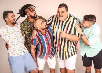 Grupo Menos é Mais lamenta interrupção de show causada por briga