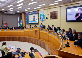 Vereadores aprovam aumento de remanejamento orçamentário para 15% em 2025