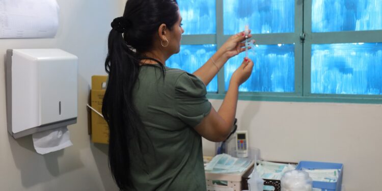 Com a chegada de novas doses, postos da Vila Yolanda e São João retomam vacinação contra a Covid