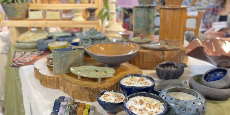 Catuaí Palladium recebe edição de Natal da Feira de Artesanato Armazém do Artesão