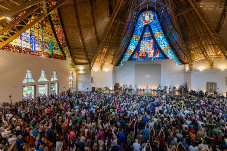 Com tempo firme, abertura do Natal da Itaipu será nesta quarta-feira (11)