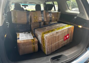 Equipamentos de mineração e tecnologia, avaliados em R$ 400 mil, são apreendidos no Aeroporto de Foz