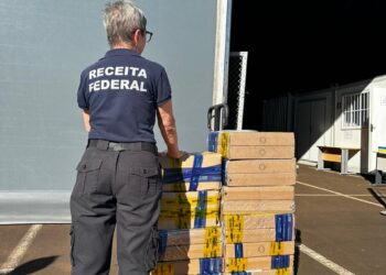 Pela segunda vez, empresa tenta despachar equipamentos Starlink e mineradoras de Bitcoin no aeroporto de Foz