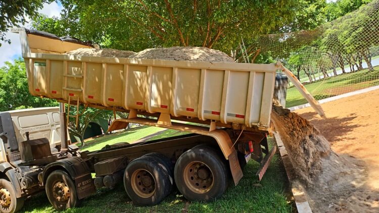 Para temporada de verão, Praia de Três Lagoas está recebendo melhorias