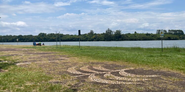 Para temporada de verão, Praia de Três Lagoas está recebendo melhorias