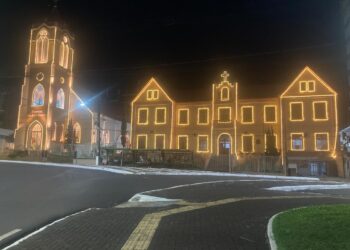 Por causa da chuva, Cantata de Natal na Igreja São João Batista é adiada para segunda, 23