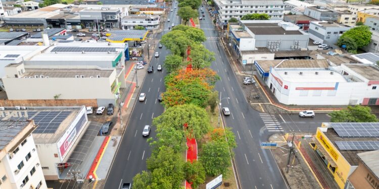 Avenida JK recebe primeira fase do projeto de revitalização