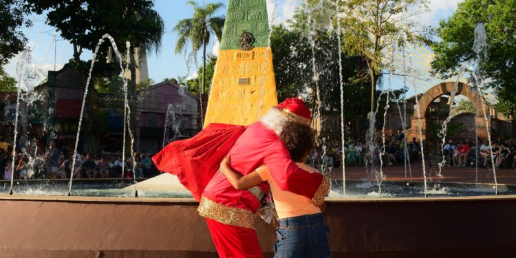 Marco das 3 Fronteiras contará com Papai Noel e orquestra nesse fim de ano