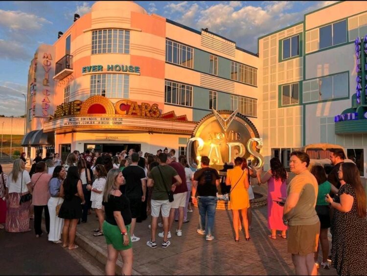 Wonder Park comemora o sucesso do Réveillon Mágico com ingressos esgotados na virada do ano