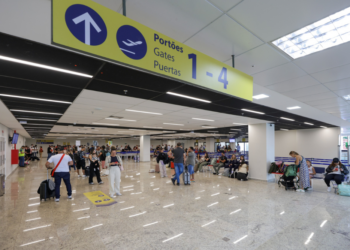Aeroporto de Foz bate recorde anual com mais de 2 milhões de passageiros em 2024