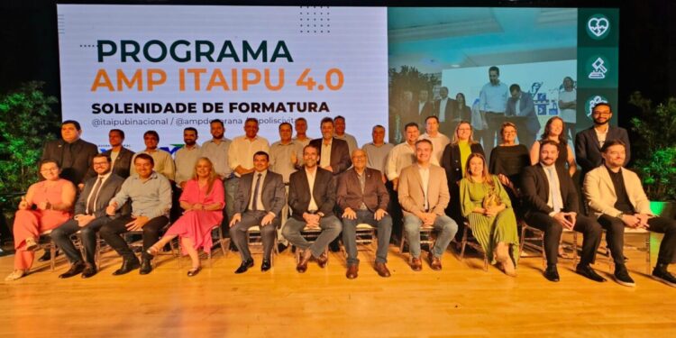 Programa gratuito de capacitação de servidores AMP-Itaipu 4.0 forma primeiros 500 alunos