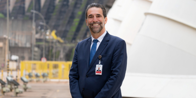“Eu respeito a democracia e a Itaipu vai manter os investimentos em Foz” diz Enio Verri