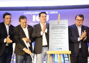 Em Foz, Governador Ratinho Junior participa de entrega de obras no aeroporto