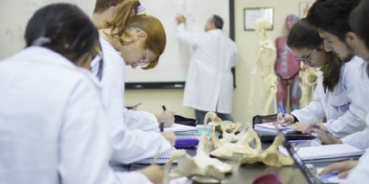Unila recebe autorização para aumentar vagas do curso de medicina