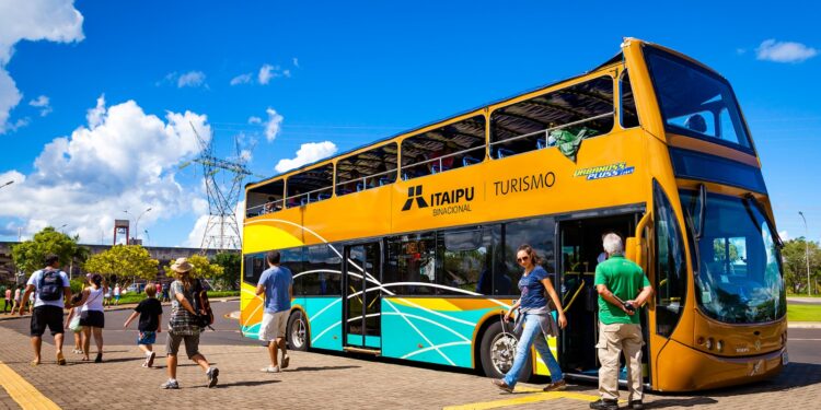 Turismo: Itaipu recebeu quase 500 mil visitantes em 2024
