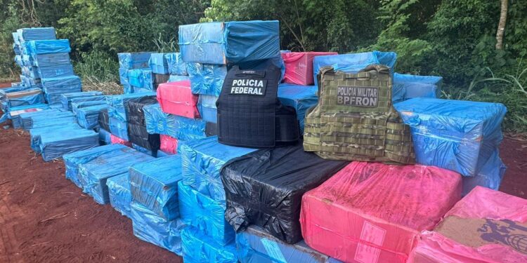 Polícia apreende mais de R$ 1 milhão em cigarros contrabandeados, em São Miguel do Iguaçu