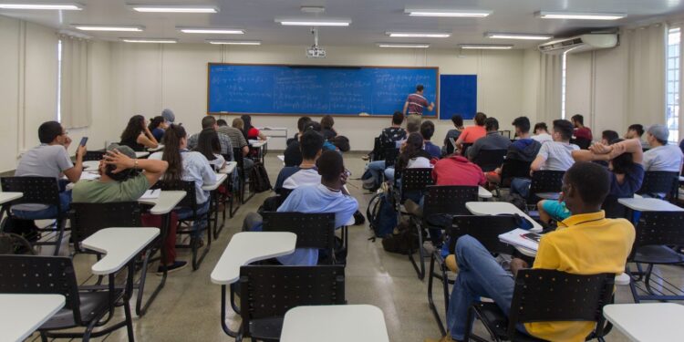 Unila oferece quase 700 vagas pelo Sisu; veja como concorrer