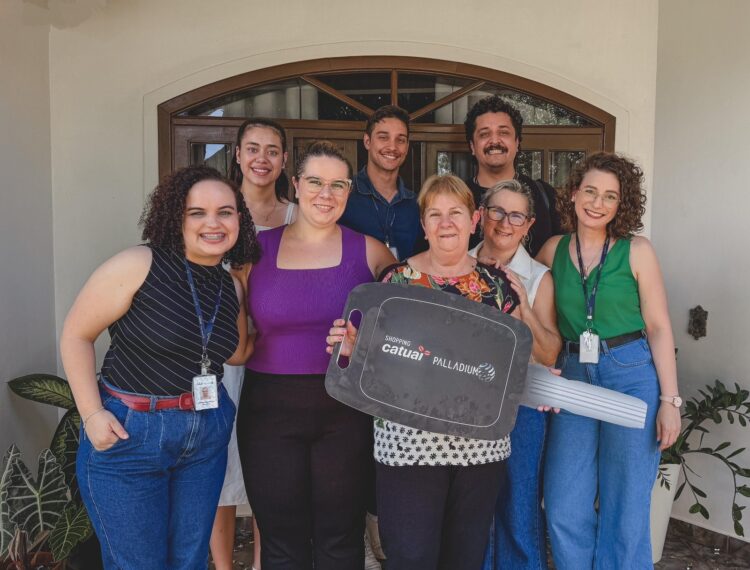 Conheça a feliz ganhadora do carro na promoção de Natal do Shopping Catuaí Palladium