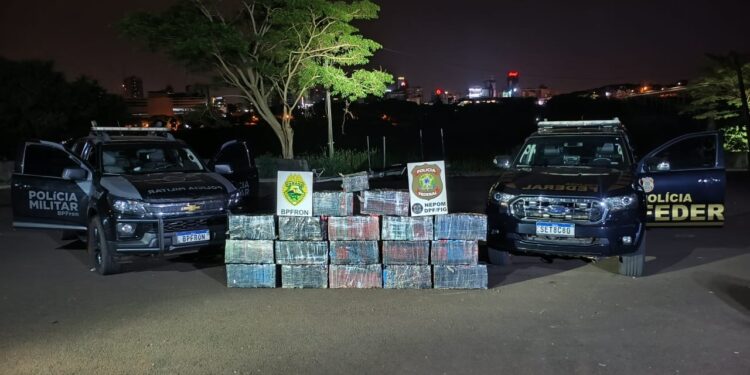 Polícia localiza quase 500 kg de maconha às margens do Rio Paraná