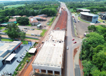 Obras na Rodovia das Cataratas atingem 42,4% de execução com serviços em todo o trecho