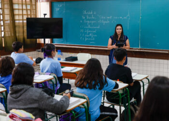 Após decisão da Justiça, estado garante continuidade do programa Parceiro da Escola