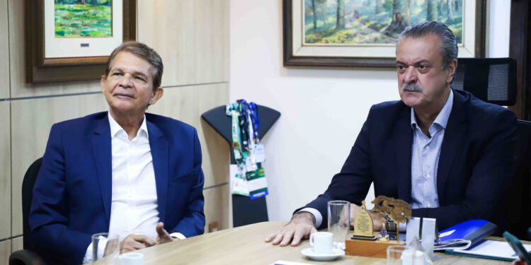 IAT certifica Foz do Iguaçu e Cascavel para licenciamentos ambientais