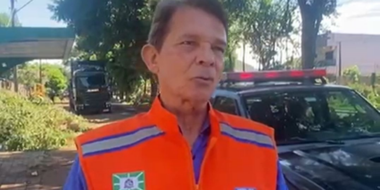 Mais de 1500 residências permanecem sem energia neste domingo (09)