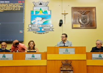 Mesa Diretora arquiva pedido de cassação de vereadores Cassol e Paulo de Brito