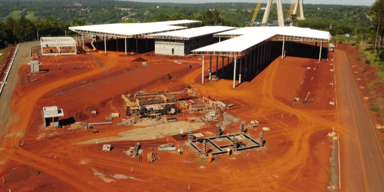 Perimetral Leste e aduanas serão concluídas em novembro, garante construtora