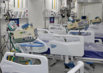 Governador confirma negociação para construção de Hospital Regional em Foz