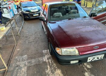 Motorista arrisca a vida para fugir de fiscalização e Receita Federal apreende R$ 100 mil em mercadorias