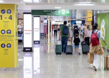Aeroporto de Foz deve receber mais de 30 mil passageiros durante o Carnaval