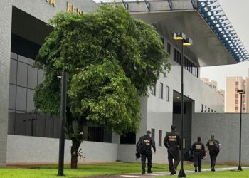 PF cumpre mandados de busca e apreensão contra fraude no saque do FGTS