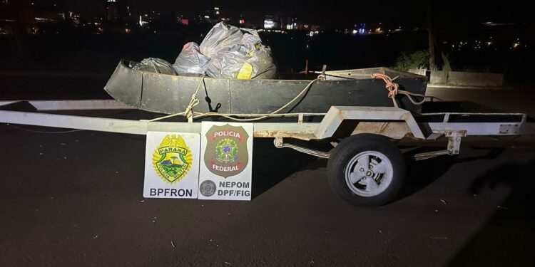 63 kg de capulho, uma variação da maconha, são apreendidos às margens do Rio Paraná